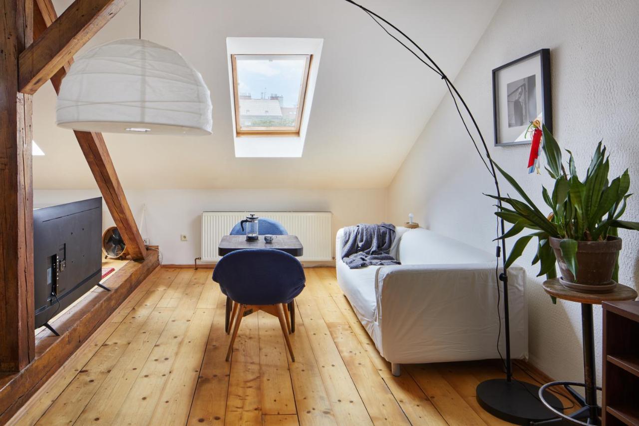 Prague Days - Sunlit Attic Loft In Vinohrady Apartman Kültér fotó